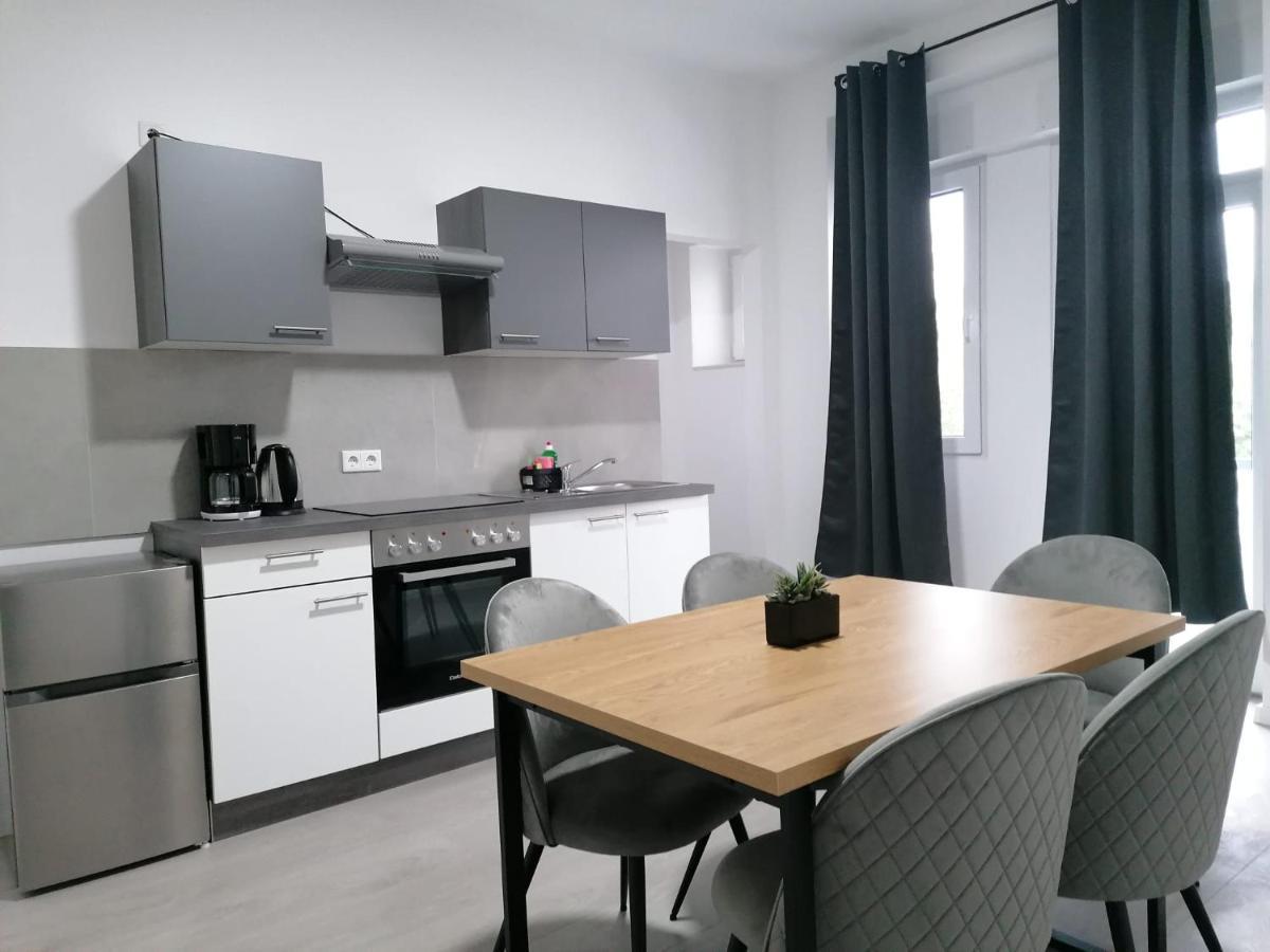 Estrella24 Living Rooms Singapur Herne Eksteriør billede